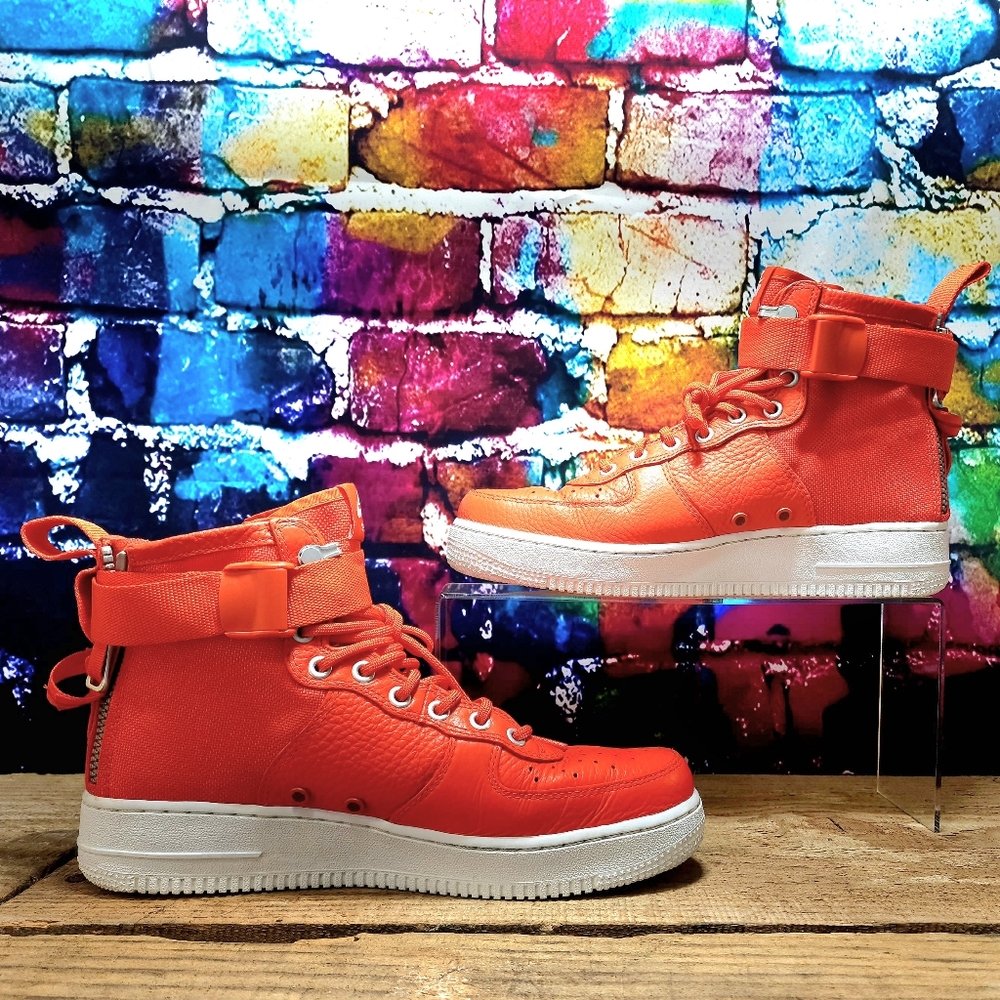NIKE SF AF1 SNEAKERS 2017 - Leather/ ballistic nylon, orange/white shoes, size 8